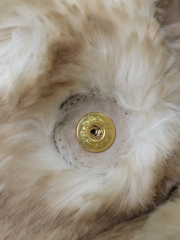 PRADA Canapa - Master