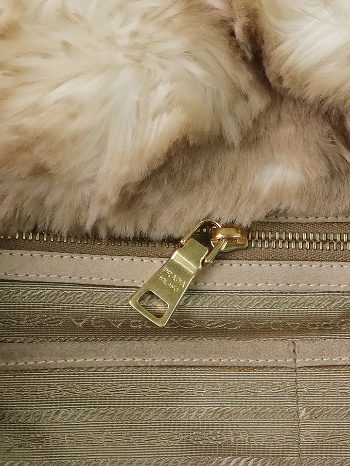 PRADA Canapa - Master