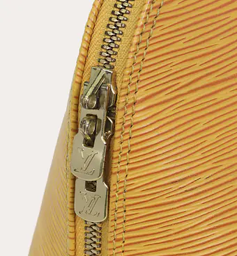 LOUIS VUITTON Alma Epi PM - Master